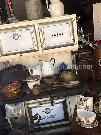 Spark! Antique Store